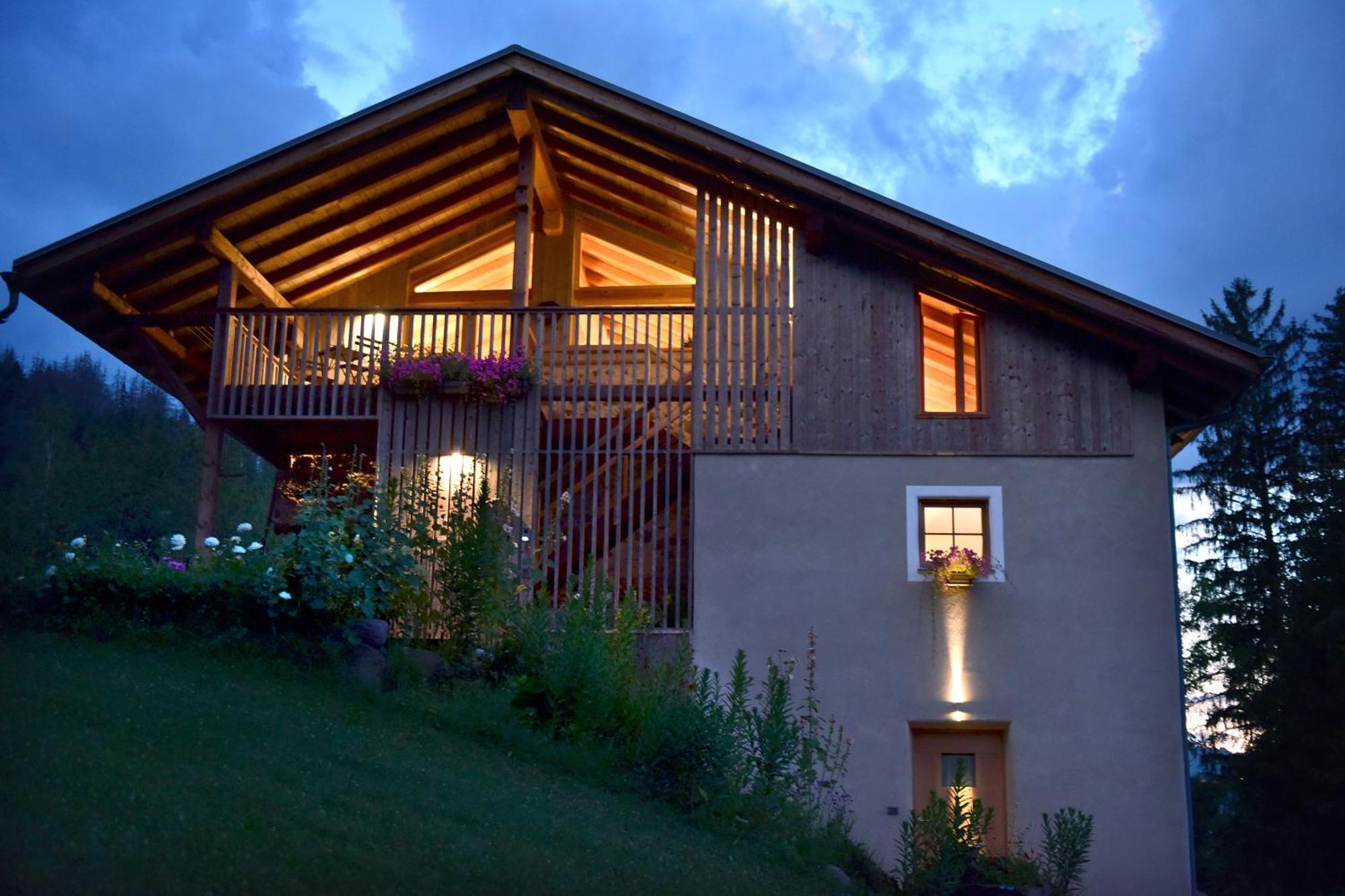 B&B Mas De Lagorae Tesero Exterior photo